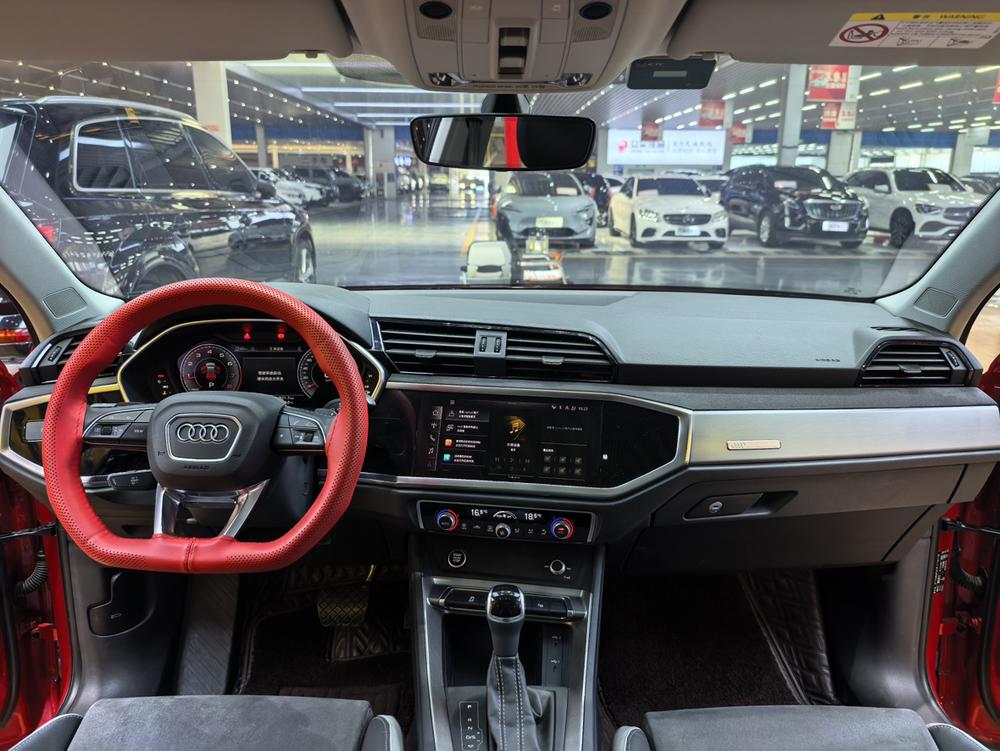 Audi Audi Q3