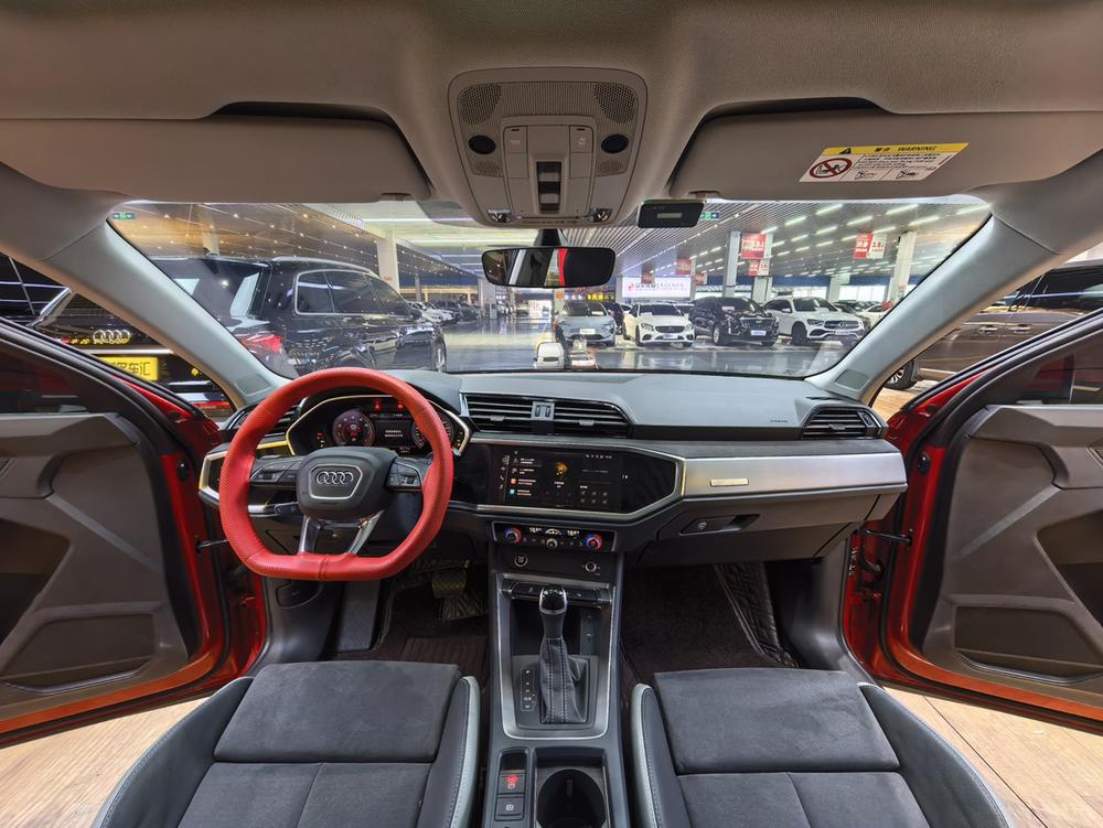 Audi Audi Q3