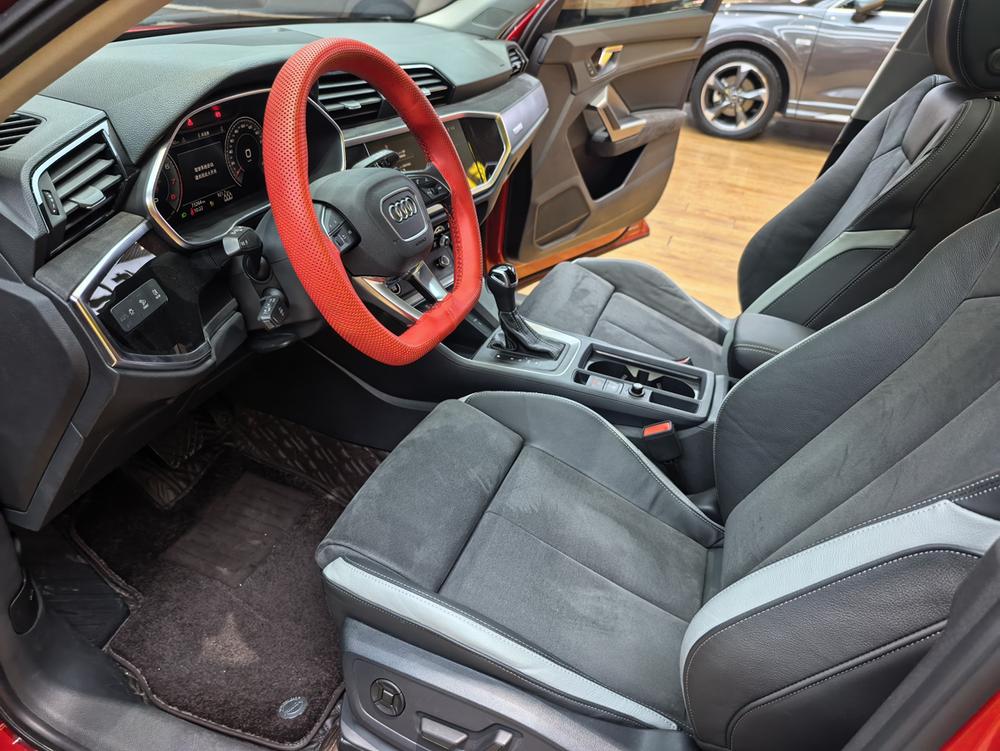 Audi Audi Q3