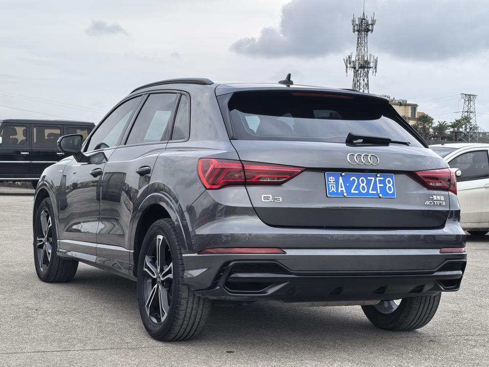 Audi Audi Q3