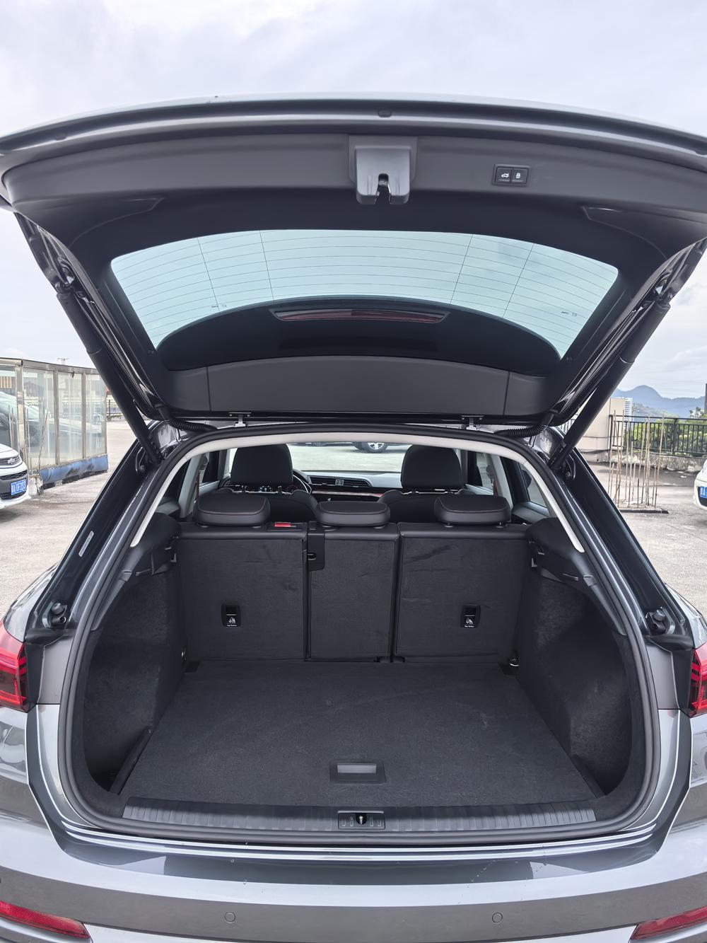 Audi Audi Q3