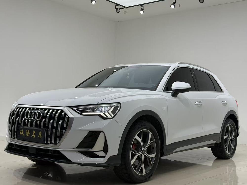 Audi Audi Q3