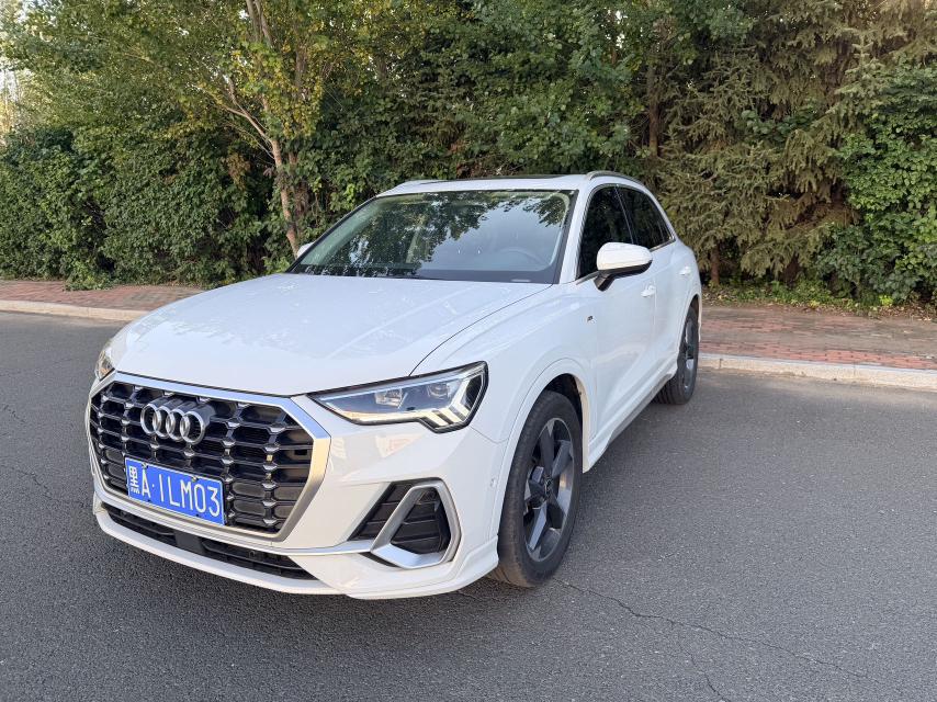 Audi Audi Q3
