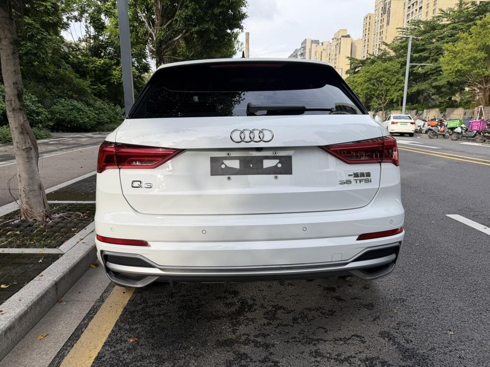 Audi Audi Q3