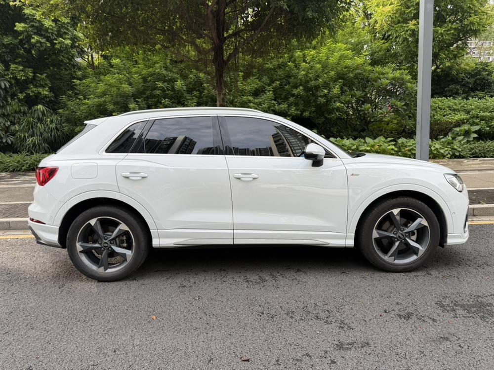 Audi Audi Q3