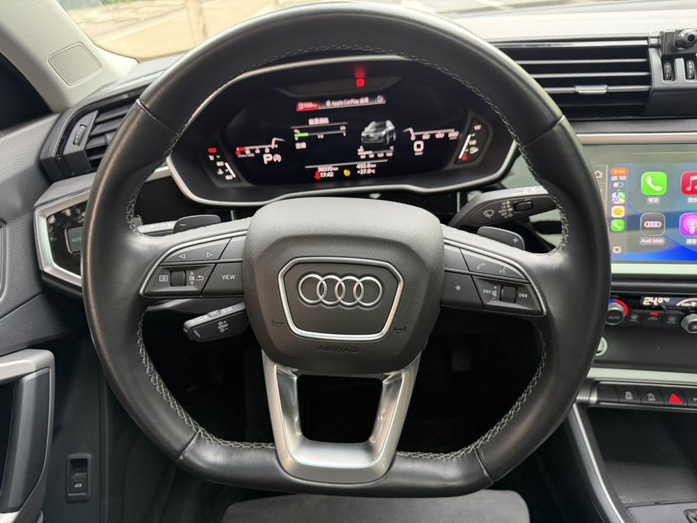 Audi Audi Q3