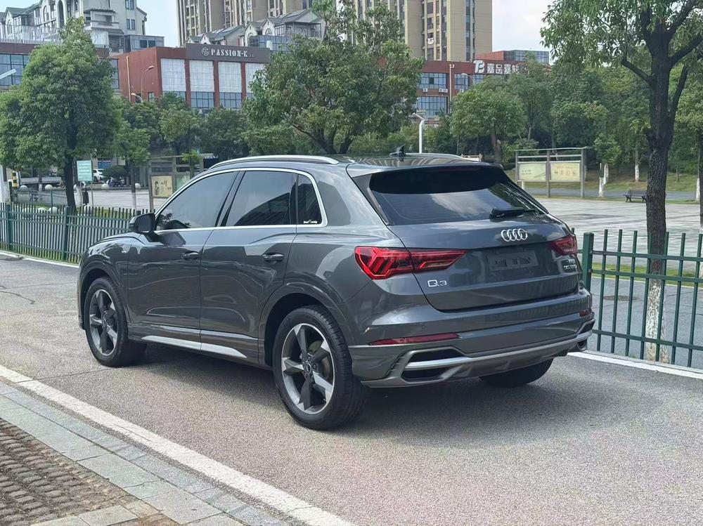 Audi Audi Q3