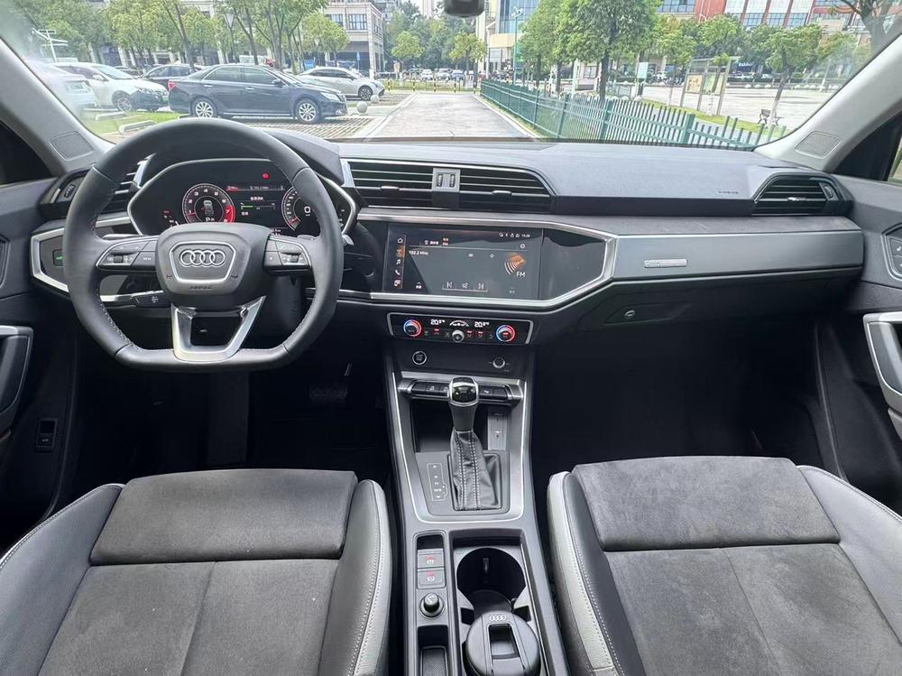 Audi Audi Q3