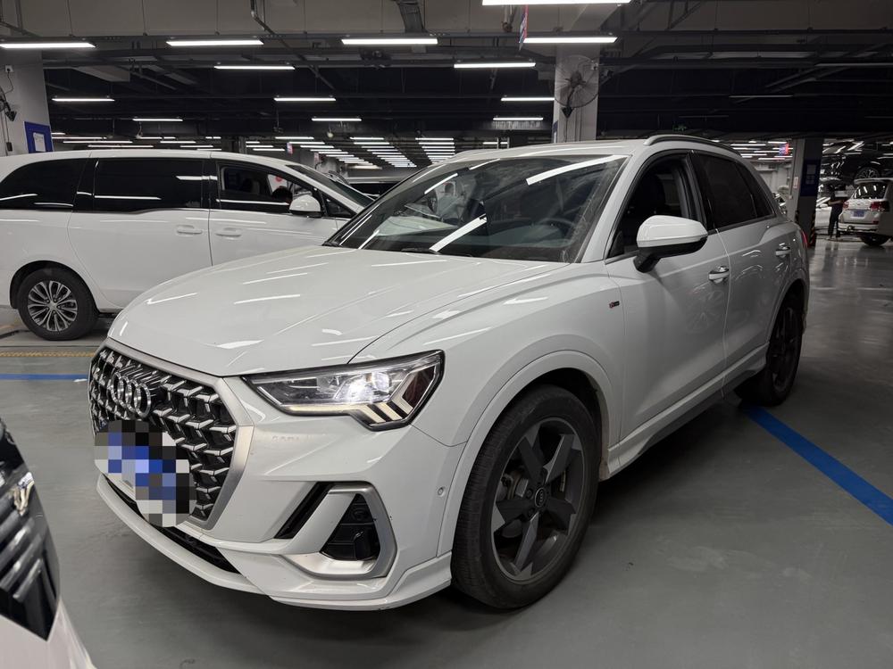 Audi Audi Q3