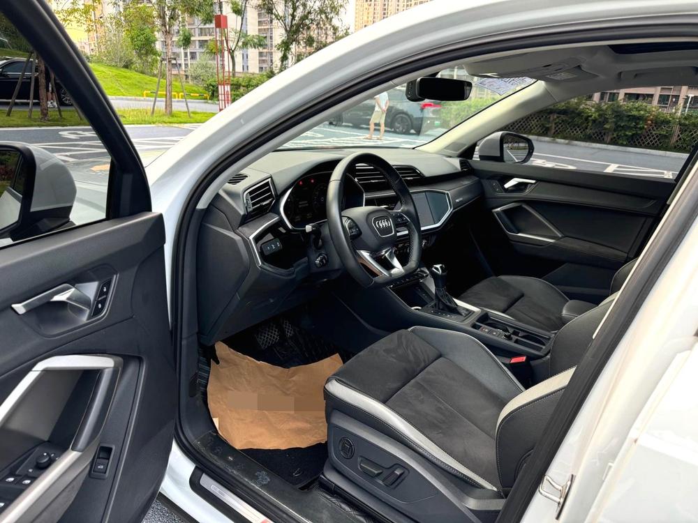 Audi Audi Q3