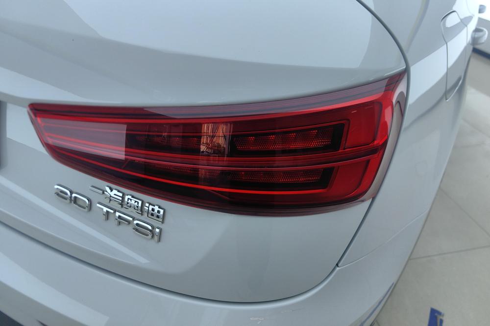 Audi Audi Q3