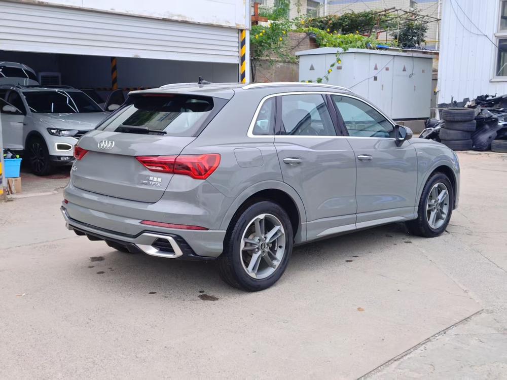 Audi Audi Q3