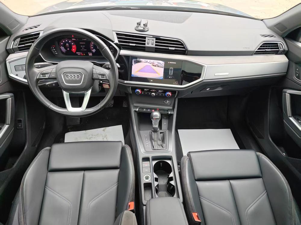 Audi Audi Q3