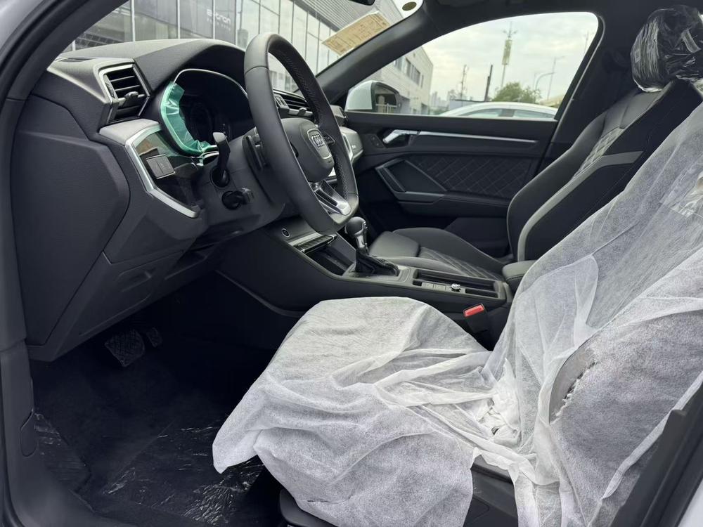 Audi Audi Q3