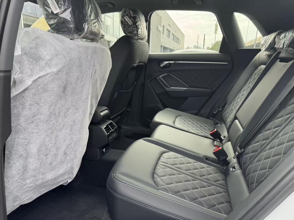 Audi Audi Q3