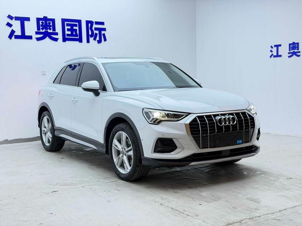 Audi Audi Q3
