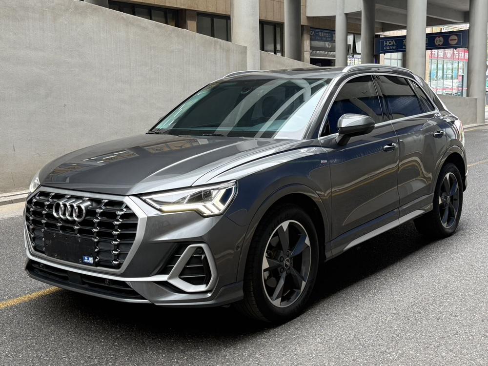 Audi Audi Q3