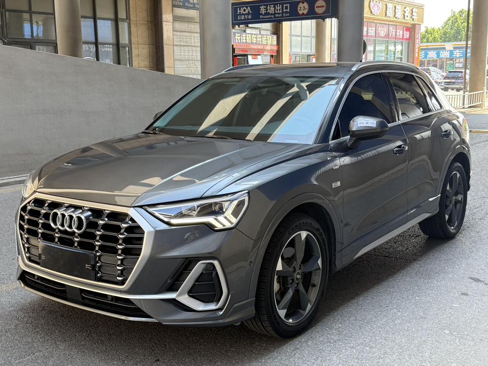 Audi Audi Q3