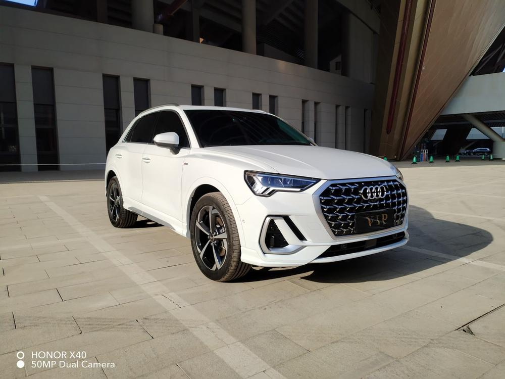 Audi Audi Q3