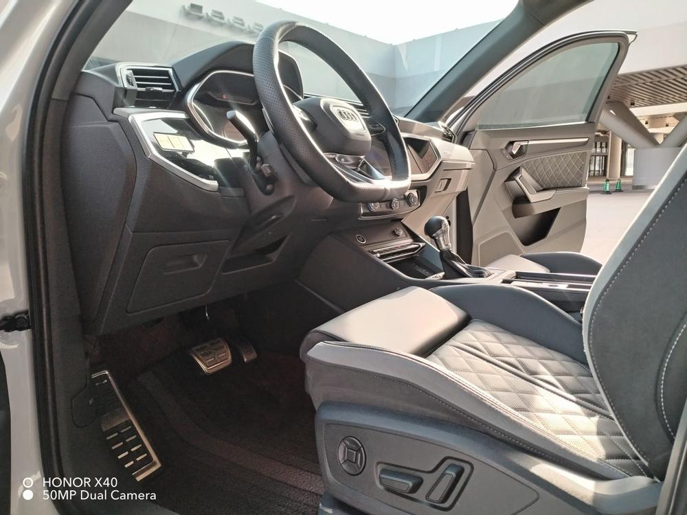 Audi Audi Q3