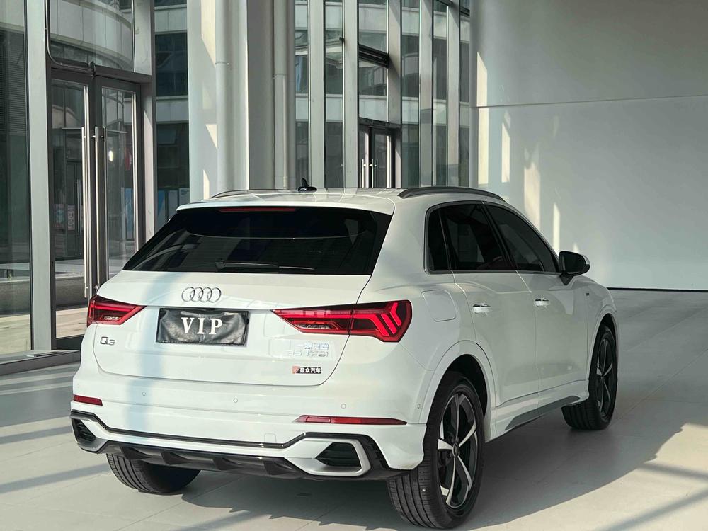 Audi Audi Q3