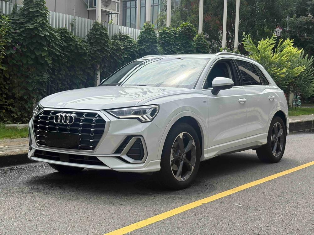 Audi Audi Q3