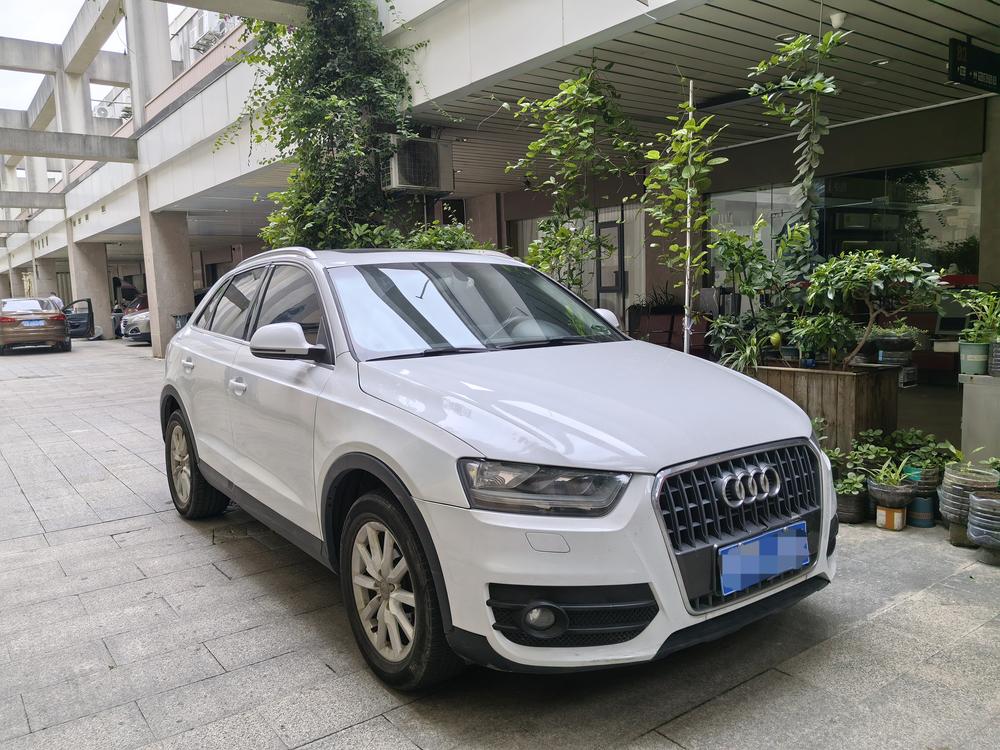 Audi Audi Q3