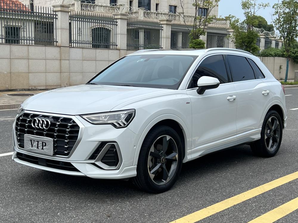 Audi Audi Q3