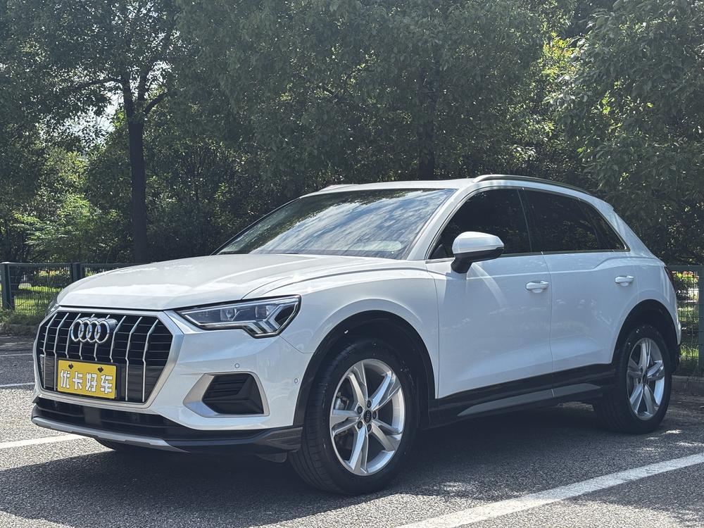 Audi Audi Q3