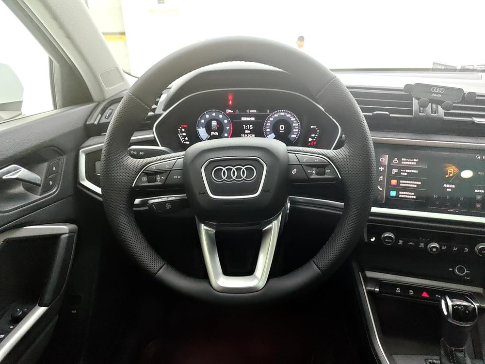 Audi Audi Q3