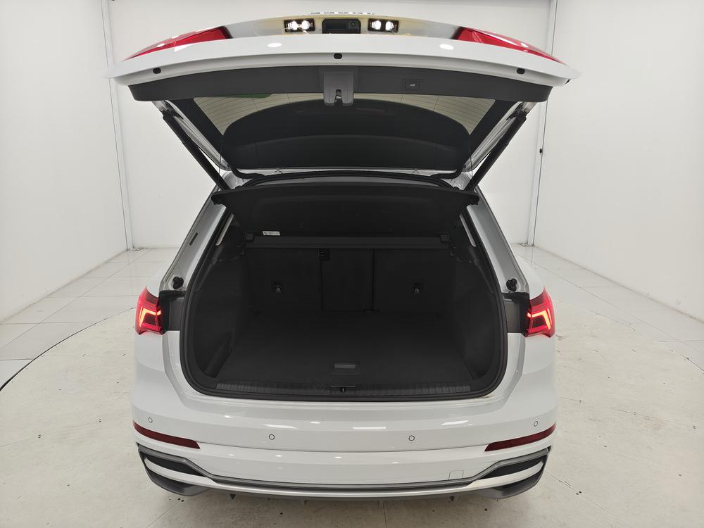 Audi Audi Q3