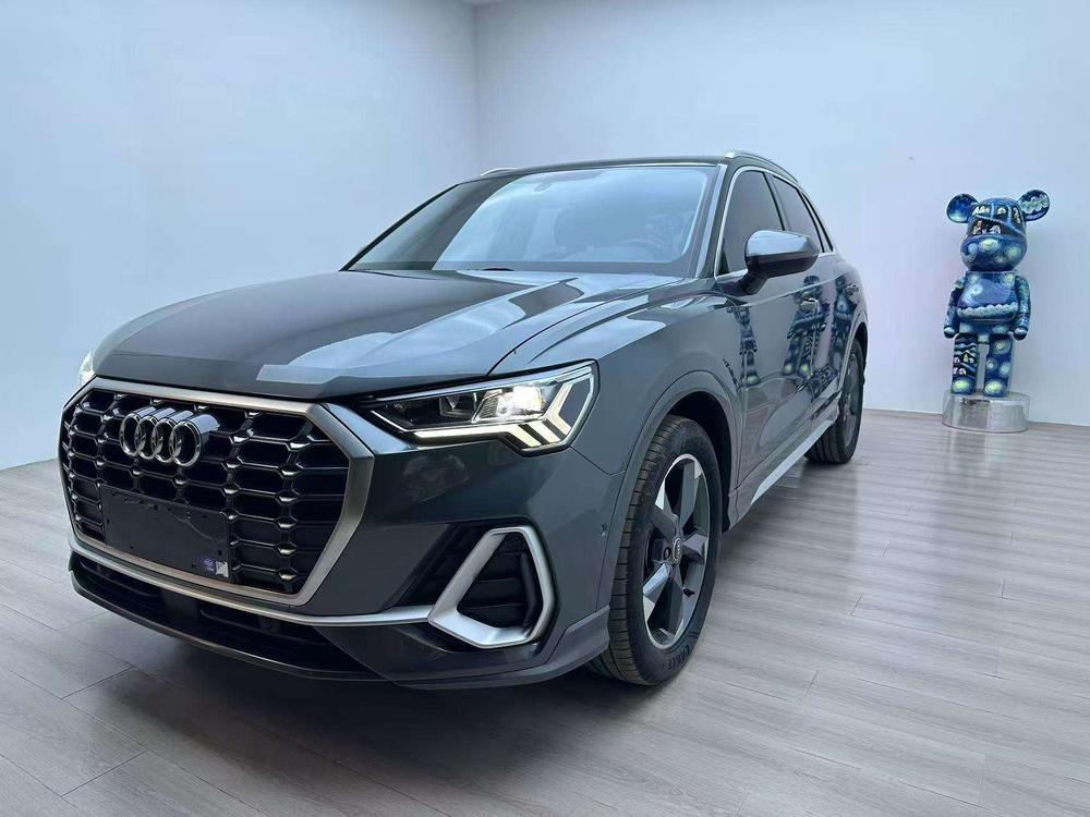 Audi Audi Q3