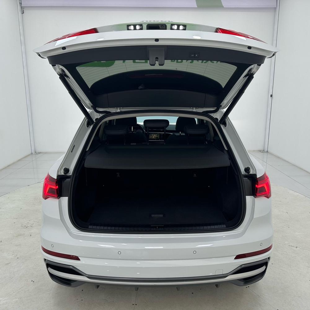 Audi Audi Q3