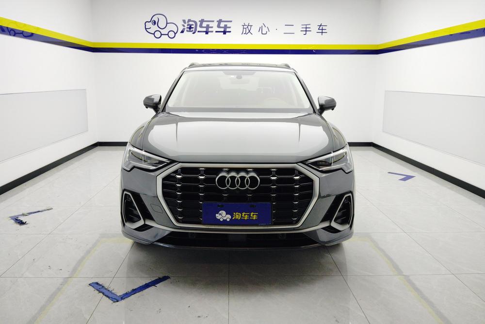 Audi Audi Q3
