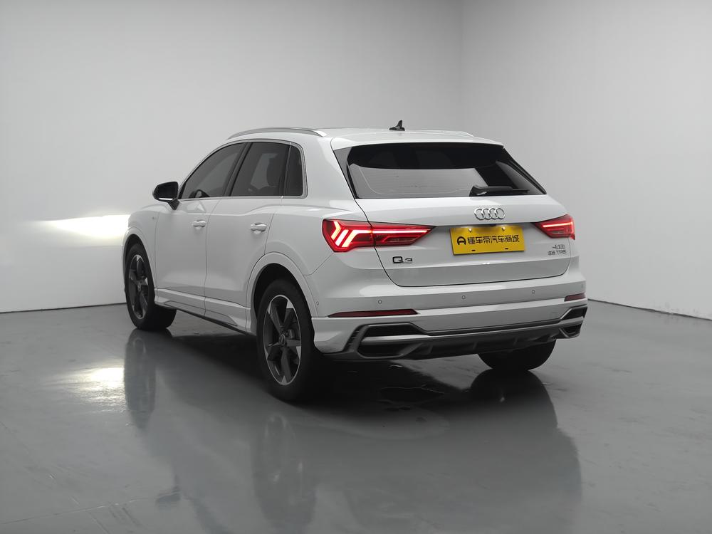 Audi Audi Q3