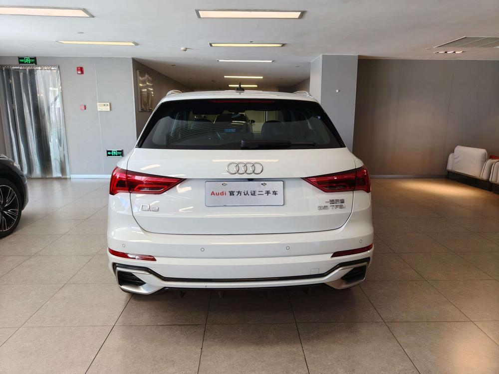 Audi Audi Q3