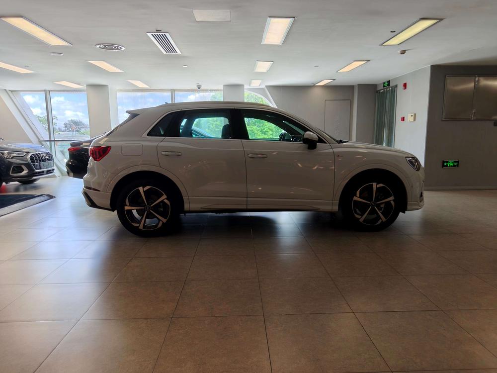 Audi Audi Q3