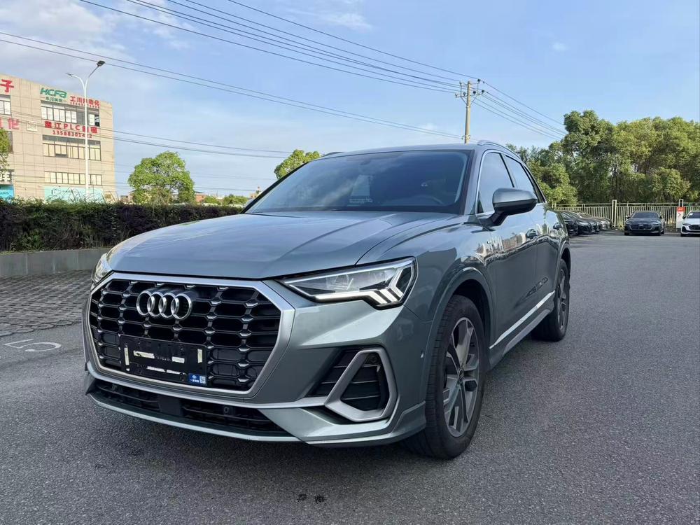 Audi Audi Q3