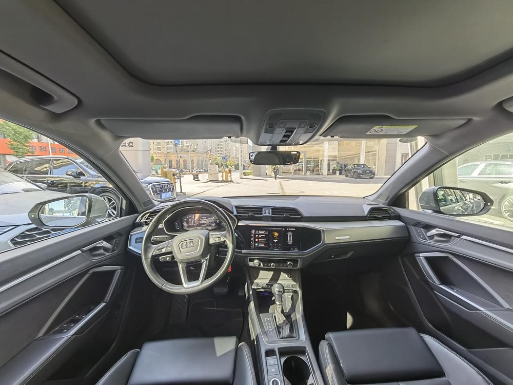 Audi Audi Q3