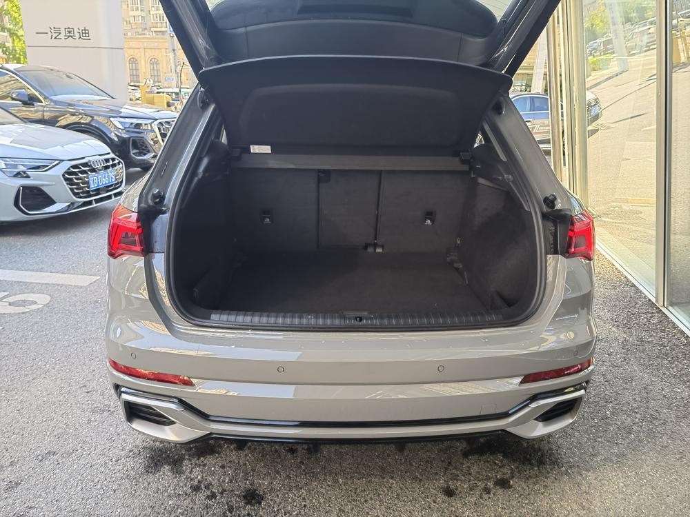 Audi Audi Q3