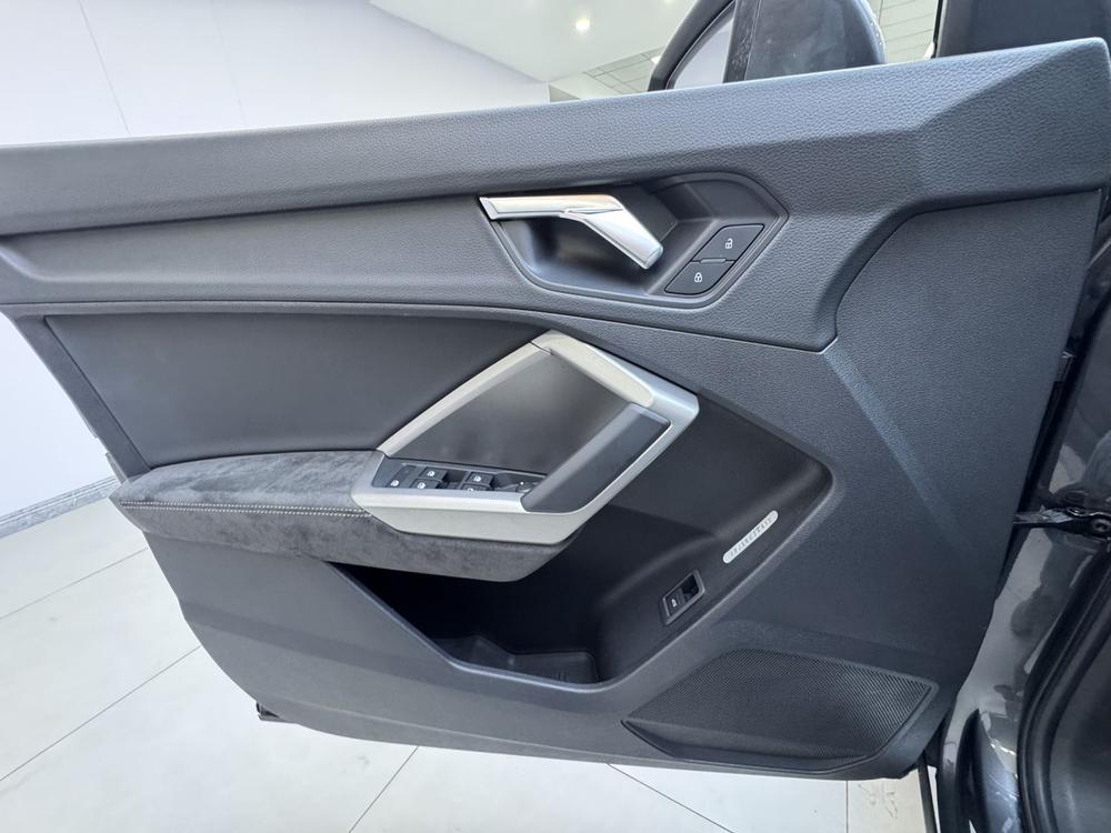 Audi Audi Q3