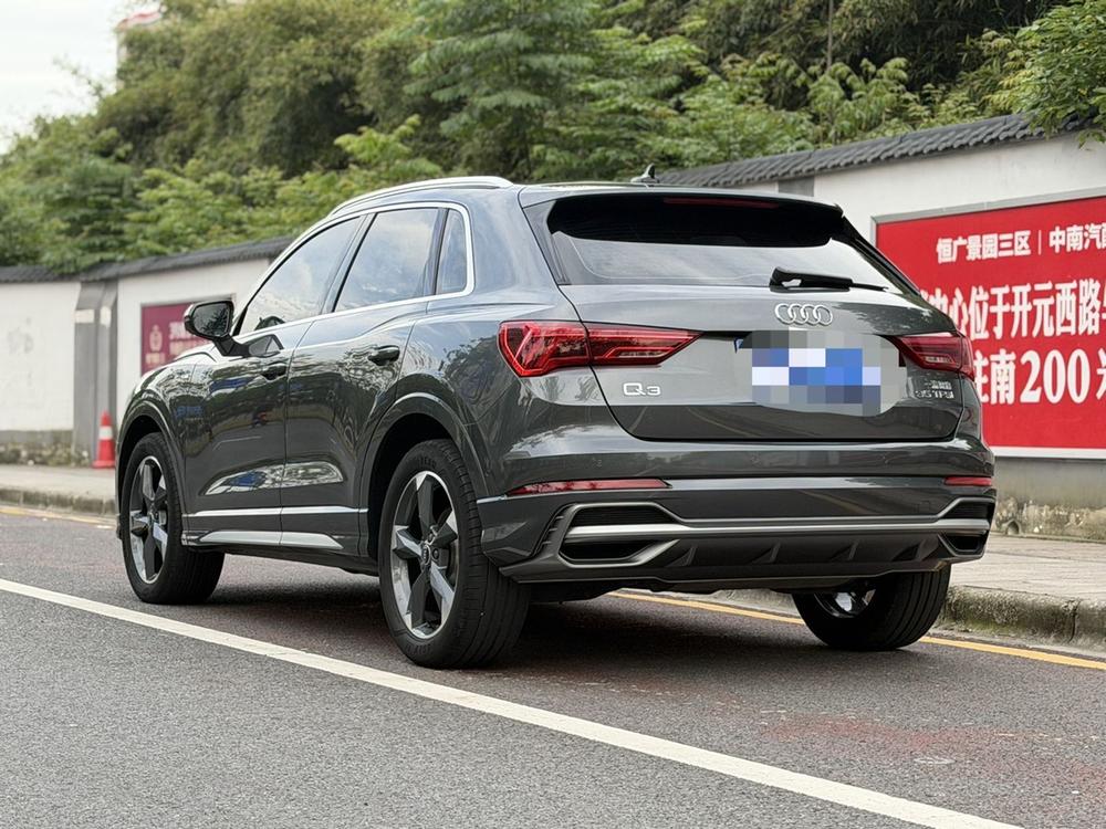 Audi Audi Q3