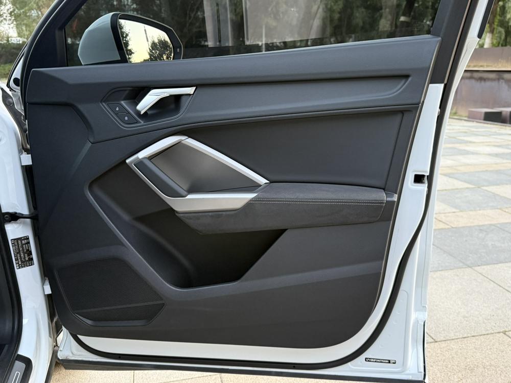 Audi Audi Q3