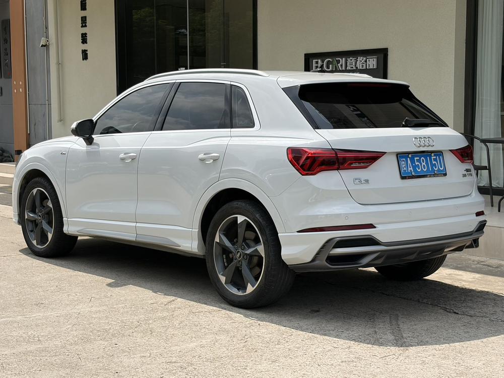 Audi Audi Q3