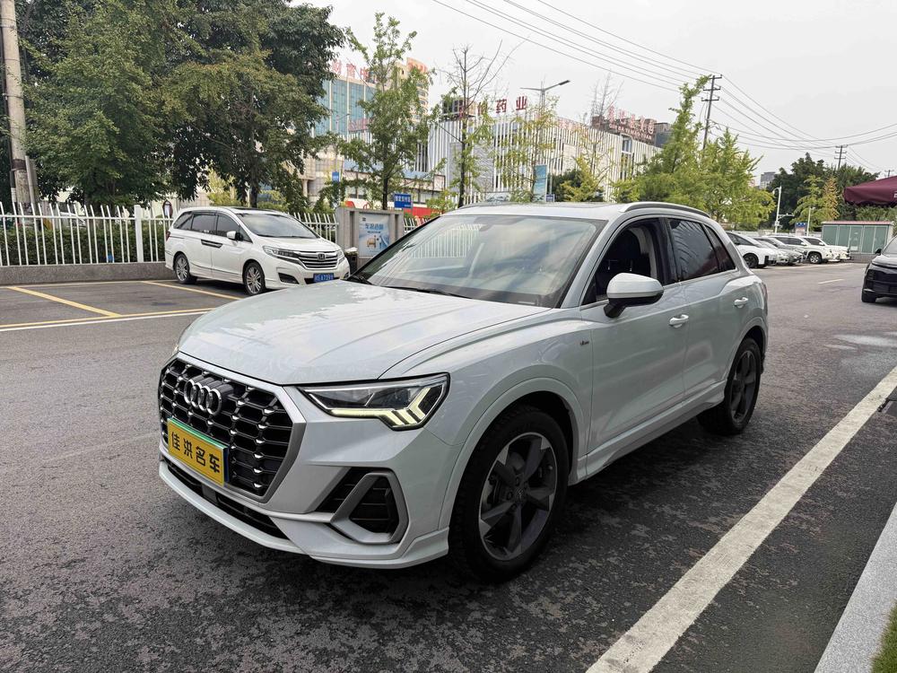 Audi Audi Q3