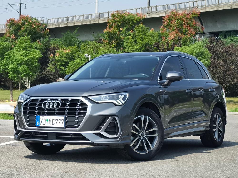 Audi Audi Q3