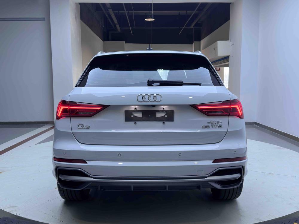 Audi Audi Q3