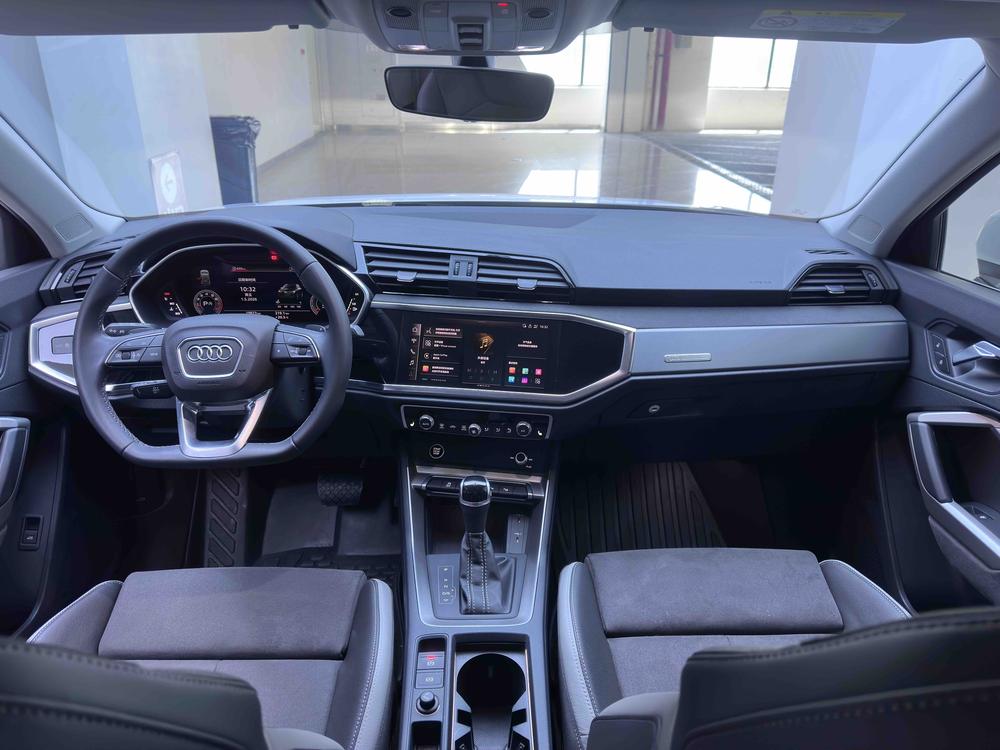 Audi Audi Q3
