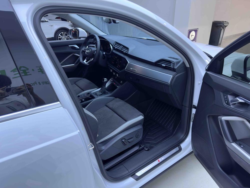 Audi Audi Q3