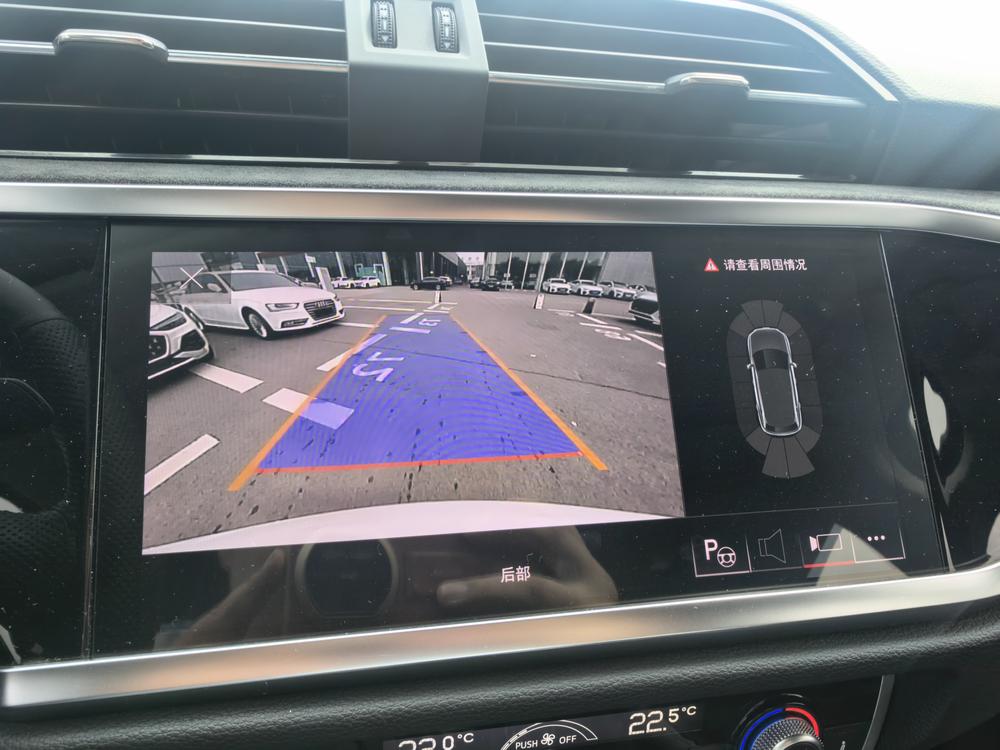 Audi Audi Q3